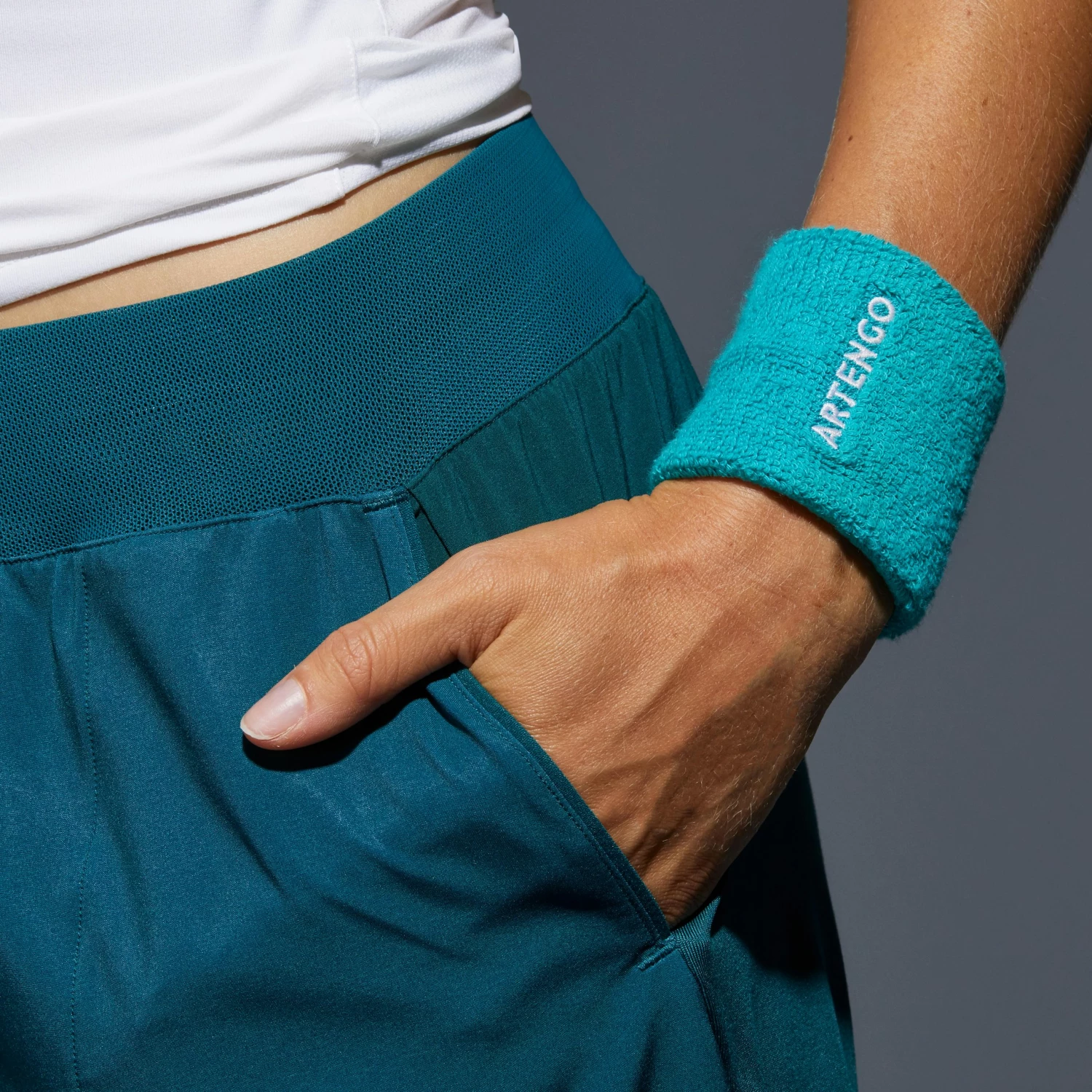 ARTENGO Women's Tennis Shorts SH Dry 500 Verdigris 9 ARTENGO Women's Tennis Shorts SH Dry 500 Verdigris - Image 9