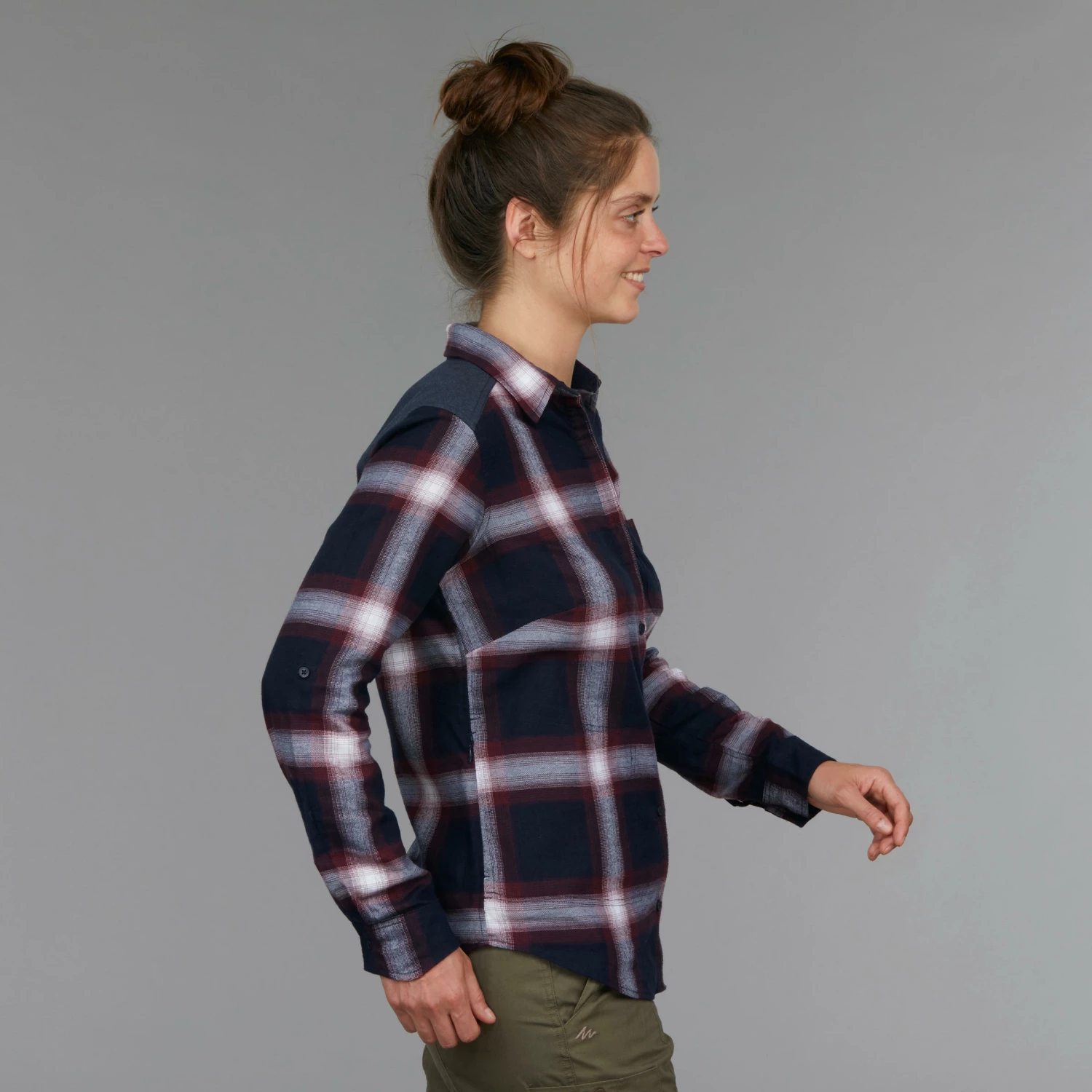 FORCLAZ LONG-SLEEVED SHIRT TRAVEL 100 Asphalt blue/Asphalt blue 4 FORCLAZ LONG-SLEEVED SHIRT TRAVEL 100 Asphalt blue/Asphalt blue - Image 4