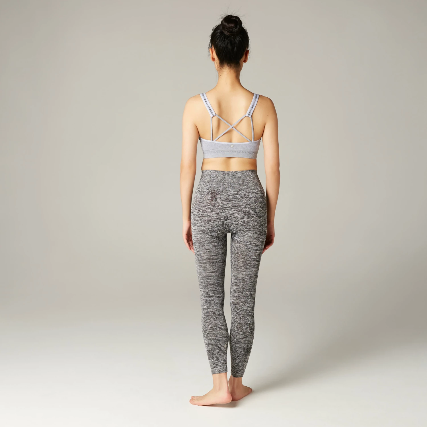 KIMJALY Gentle Yoga Sports Bra LIGHT BLUE/BLACK 4 KIMJALY Gentle Yoga Sports Bra LIGHT BLUE/BLACK - Image 4