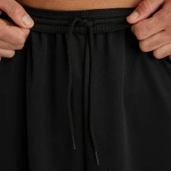 KIPSTA F100 Adult Football Shorts BLACK -Women Sports Elegant Store k8df7b8ce2ae73b828f60351710e4d601