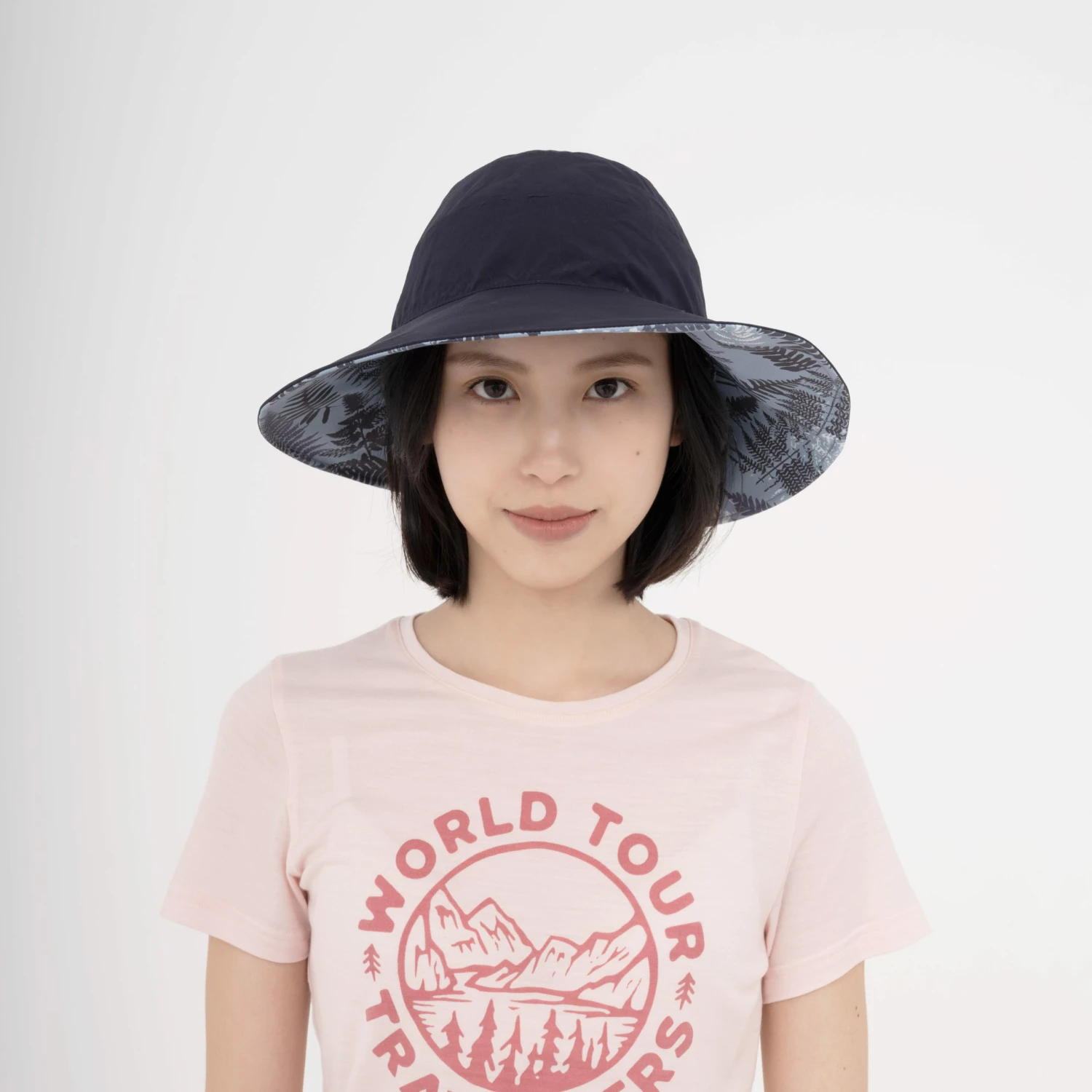 FORCLAZ Ventilated and ultra-compact mountain trekking hat PINK/Lunar grey 3 FORCLAZ Ventilated and ultra-compact mountain trekking hat PINK/Lunar grey - Image 3