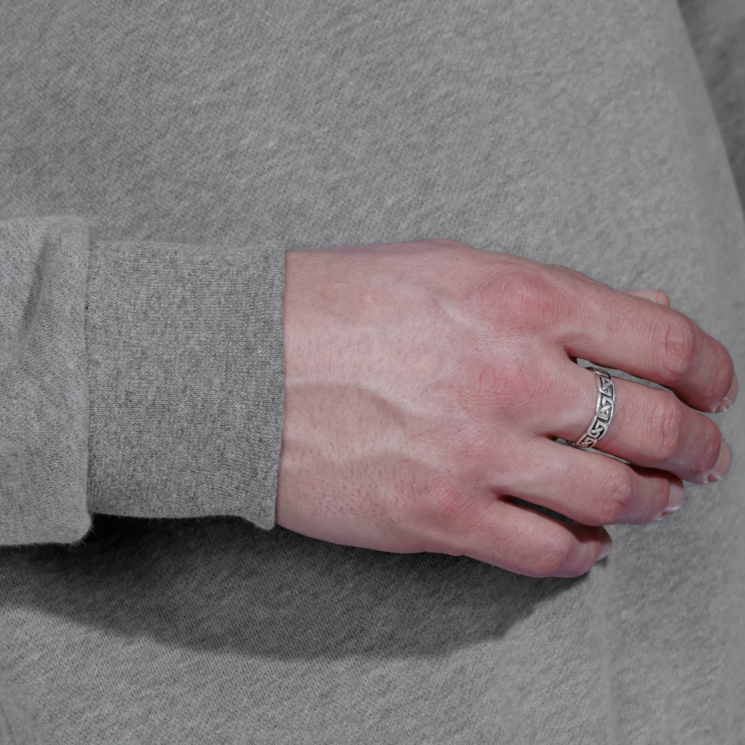 DOMYOS Crew Neck Gentle Gym Pilates Sweatshirt Pewter 6 DOMYOS Crew Neck Gentle Gym Pilates Sweatshirt Pewter - Image 6