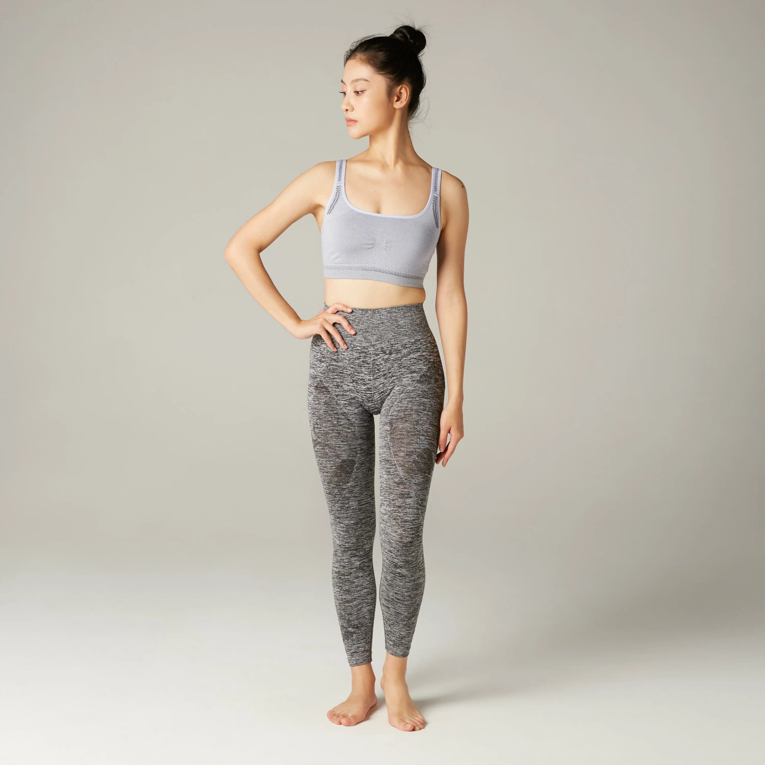 KIMJALY Gentle Yoga Sports Bra LIGHT BLUE/BLACK 2 KIMJALY Gentle Yoga Sports Bra LIGHT BLUE/BLACK - Image 2