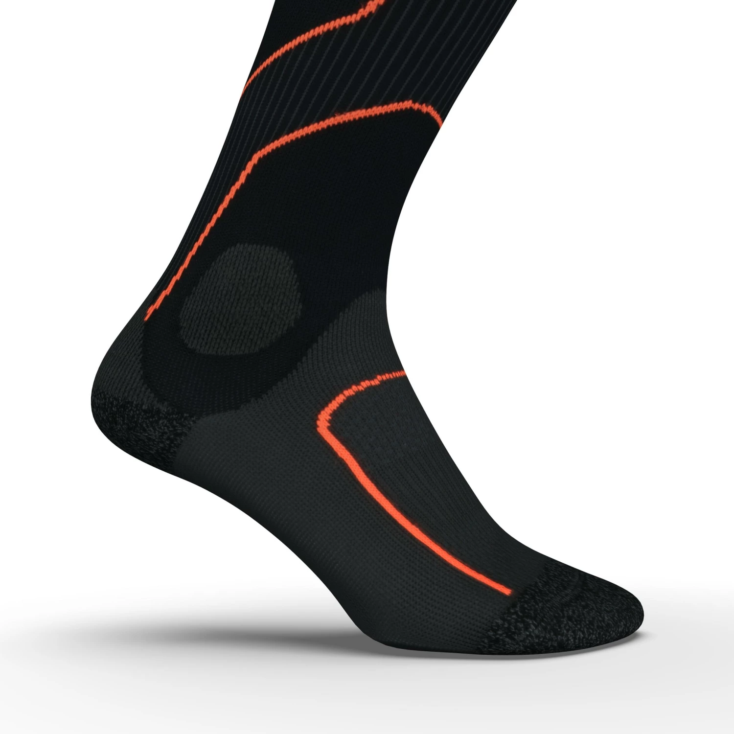 KIPRUN RUNNING COMPRESSION SOCKS BLACK/Fluo blood orange 4 KIPRUN RUNNING COMPRESSION SOCKS BLACK/Fluo blood orange - Image 4