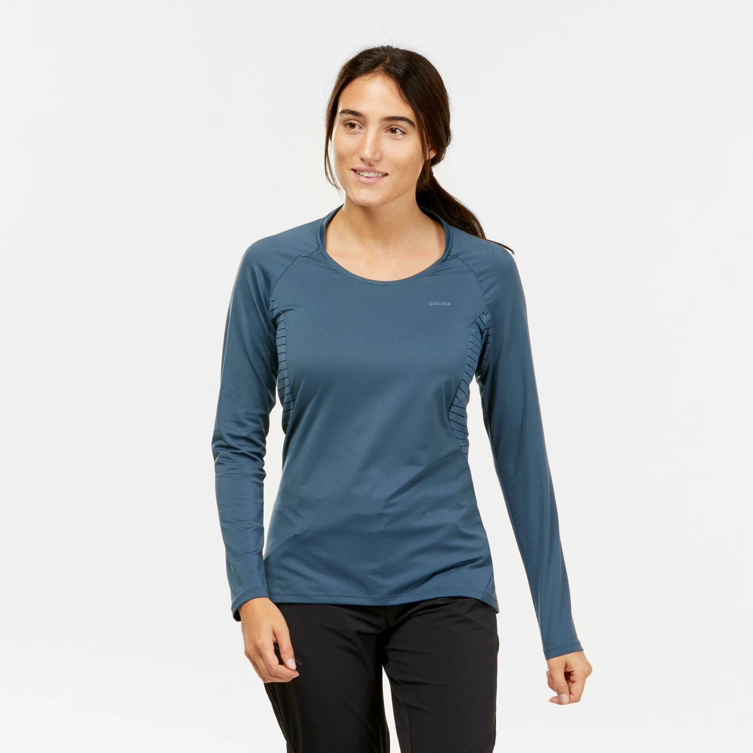 QUECHUA Women’s Long-Sleeved Mountain Walking T-Shirt MH550 Storm grey 4 QUECHUA Women’s Long-Sleeved Mountain Walking T-Shirt MH550 Storm grey - Image 4